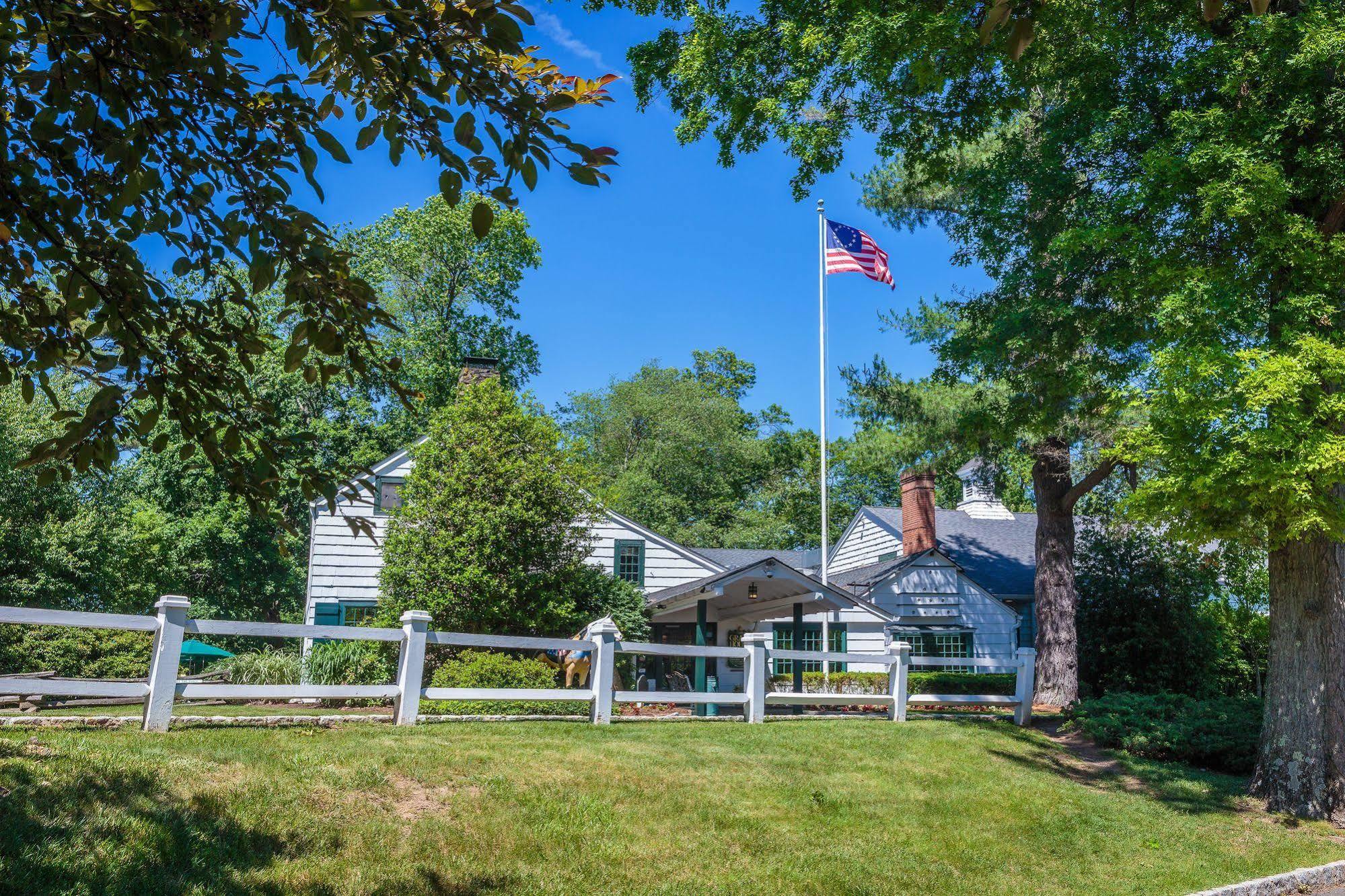 The Olde Mill Inn Basking Ridge Exteriör bild